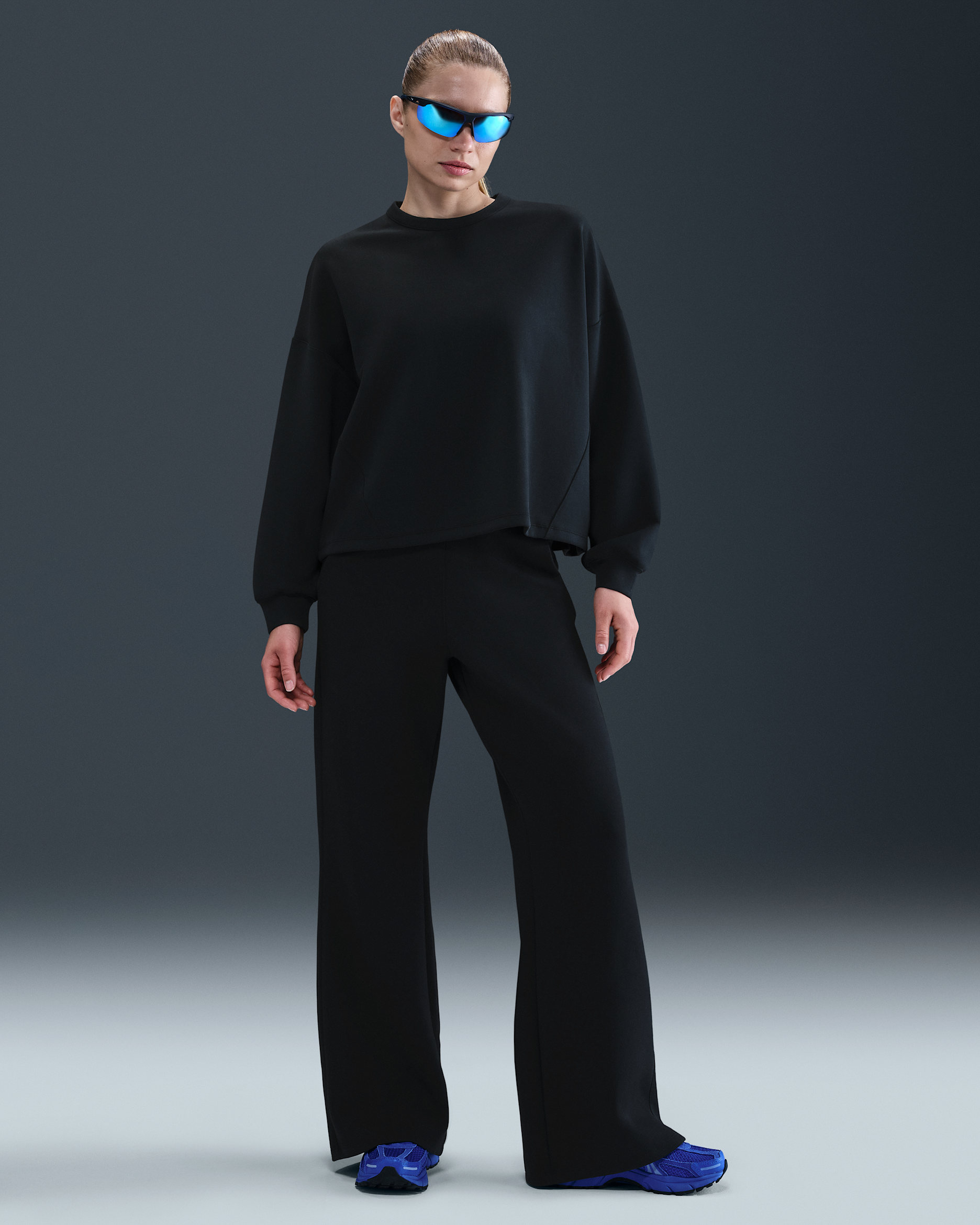 Nike 24.7 ImpossiblySoft Women's Dri-FIT High-Waisted Loose Flared